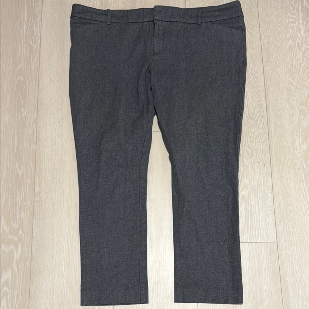 ✨ Mossimo Supply Co. Gray Women's Pants